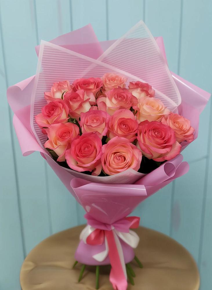 Букет 15 Розовых роз Равель в Ярополец
