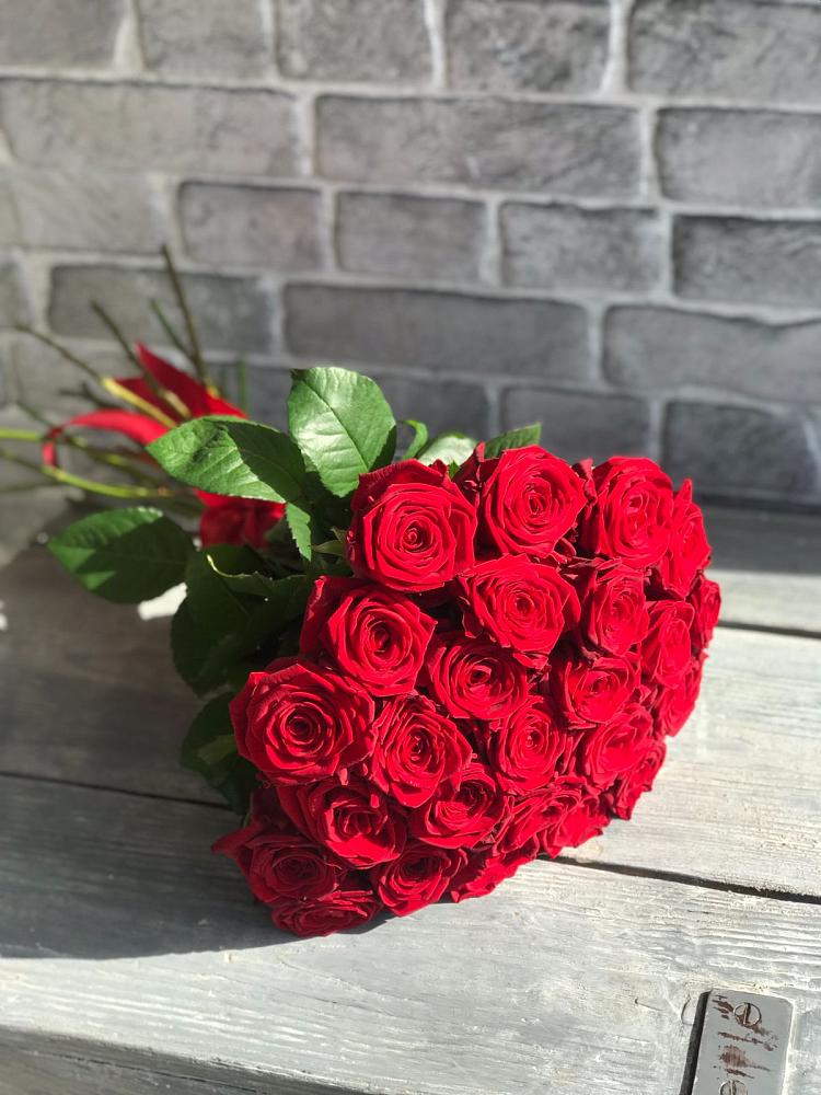 Букет Красные розы Фридом в Ярополец