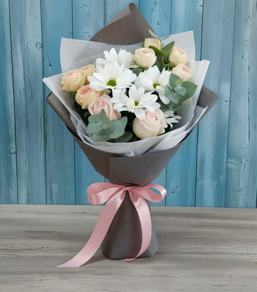 Букет цветов из: Хризантемы и Розы в Ярополец