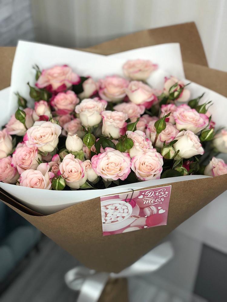 Букет цветов из: Розы в Ярополец