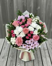 Букет цветов из:  Альстромерии, Гвоздики, Розы и Хризантемы в Ярополец