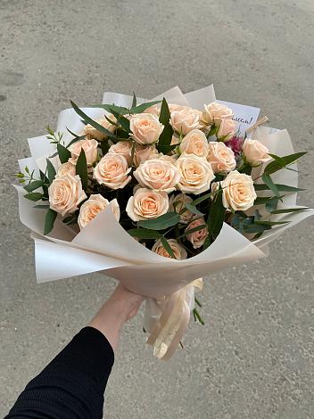 Букет Кремовые розы Латте в Ярополец